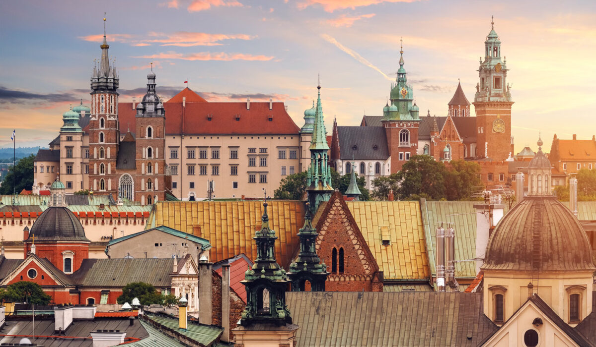 Eco-friendly electric golf cart ride through Krakow’s historic streets with multilingual audio guide